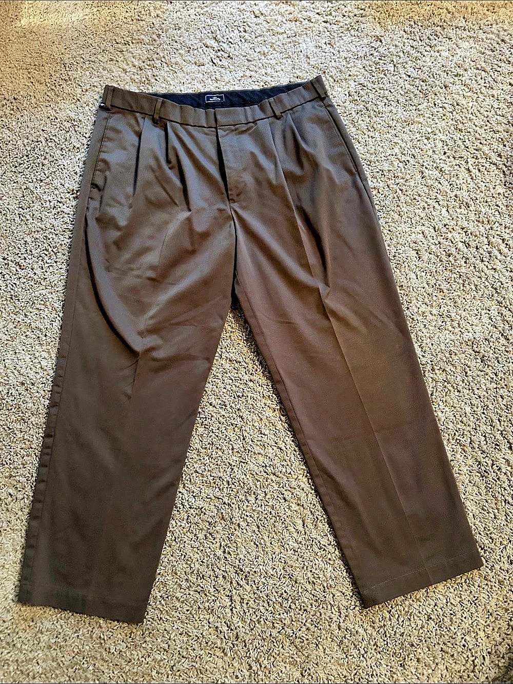 Dockers Pleated Relaxed Fit Pants Brown Waist 36 Length 30